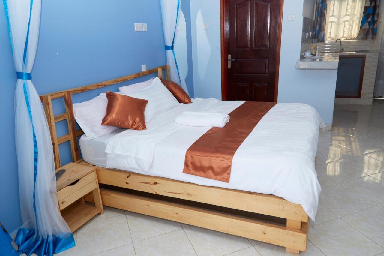 Westway Luxury Suites Mbarara Екстериор снимка